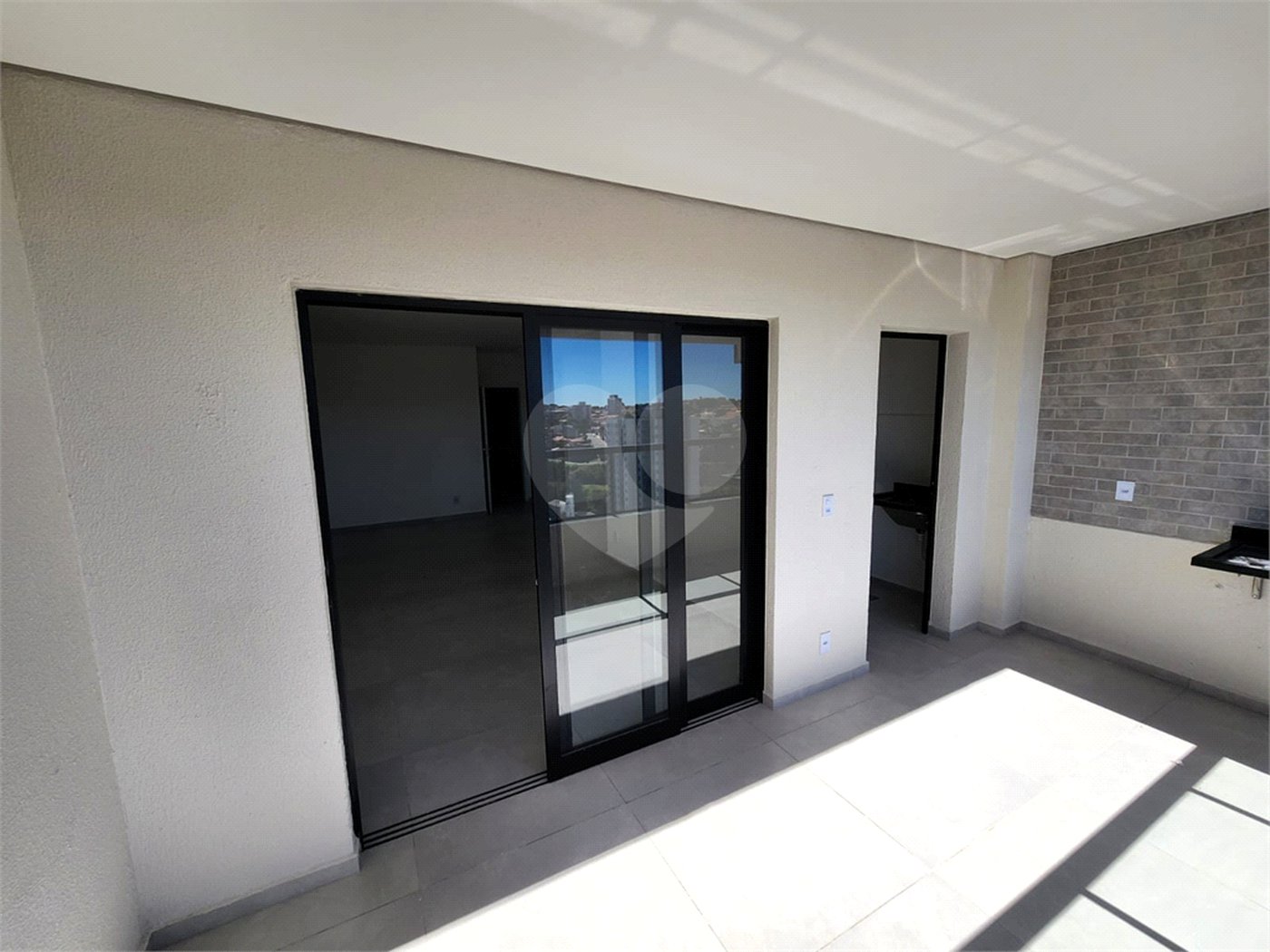 Apartamento à venda ou para alugar com 3 suítes em Vila Lucy, Sorocaba, SP