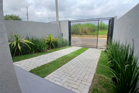 Casa à venda com 2 suítes em Jardim São Felipe, Atibaia, SP
