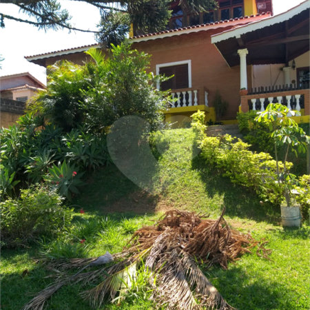 Chácara à venda com 4 quartos, sendo 2 suítes,  em Batatuba, Piracaia, SP