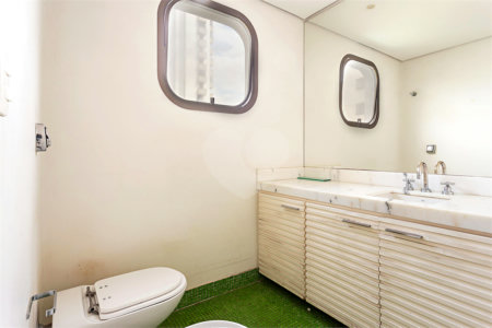 Apartamento à venda com 4 suítes em Campo Belo, São Paulo, SP