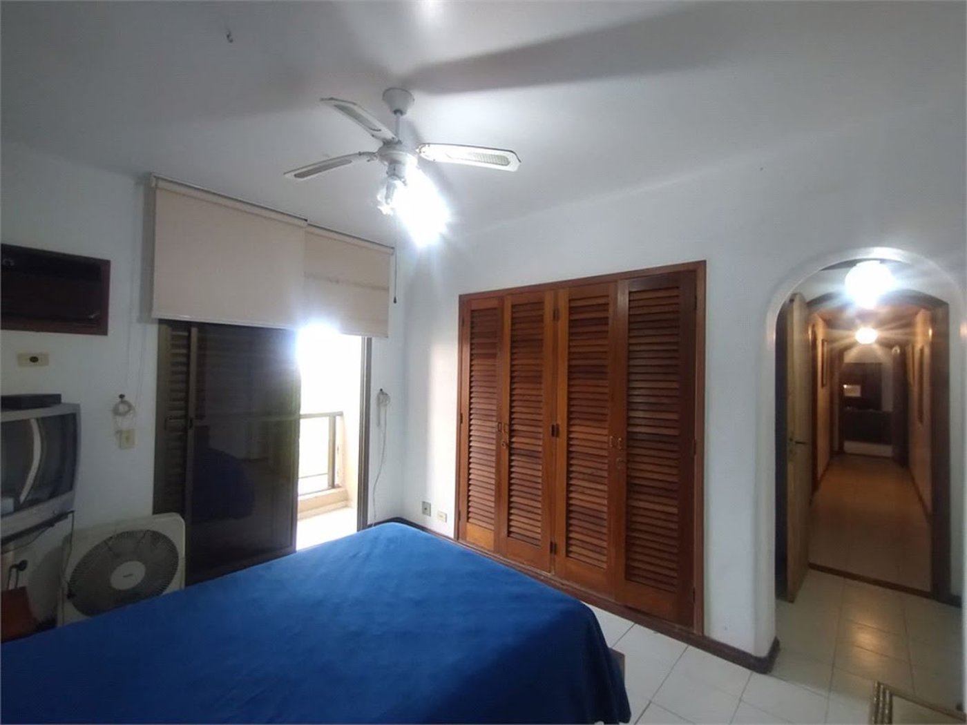 Apartamento com 4 dormitórios à venda, 145 m² por R$ 900.000,00 - Jardim das Conchas - Guarujá/SP