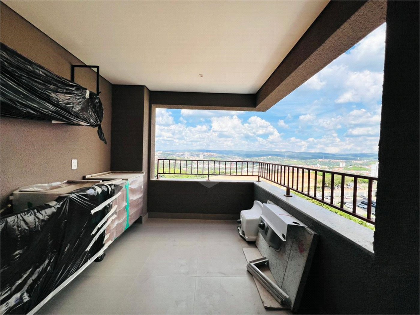 Apartamento para alugar com 2 suítes em Parque Morumbi, Votorantim, SP