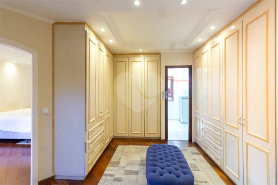 Casa à venda com 3 suítes no condomínio Da Serra, São Paulo - SP