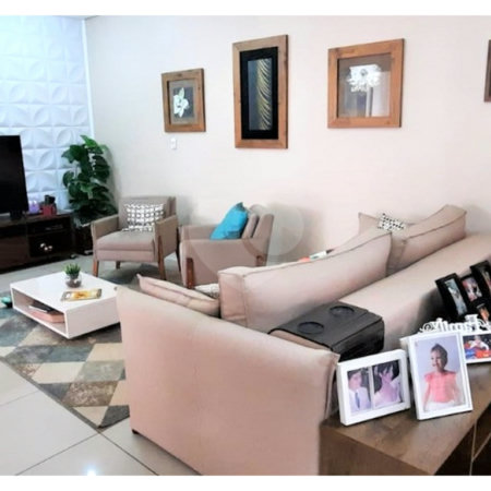 Casa à venda com 5 quartos, sendo 4 suítes, em Água Fria, São Paulo, SP