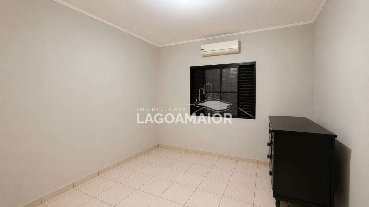 Casa à venda com 3 quartos, sendo 1 suíte,  em Vila Nova, Três Lagoas, MS