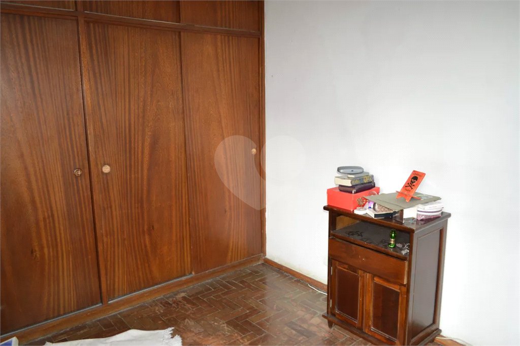 Apartamento à venda com 3 quartos, sendo 1 suíte,  em Vila Mariana, São Paulo, SP