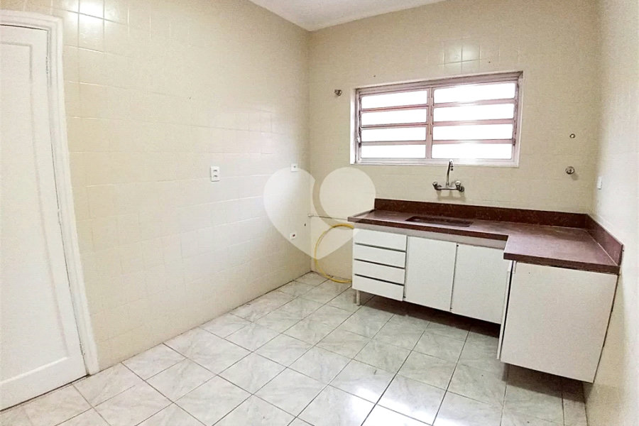 Sobrado à venda com 13 quartos, sendo 1 suíte,  em Jardim São Paulo(zona Norte), São Paulo, SP