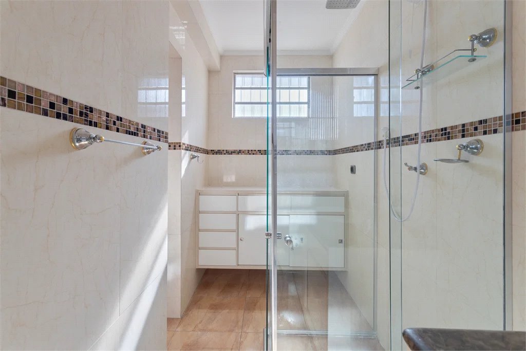 Casa à venda com 3 quartos, sendo 1 suíte, em Brooklin Paulista, São Paulo, SP
