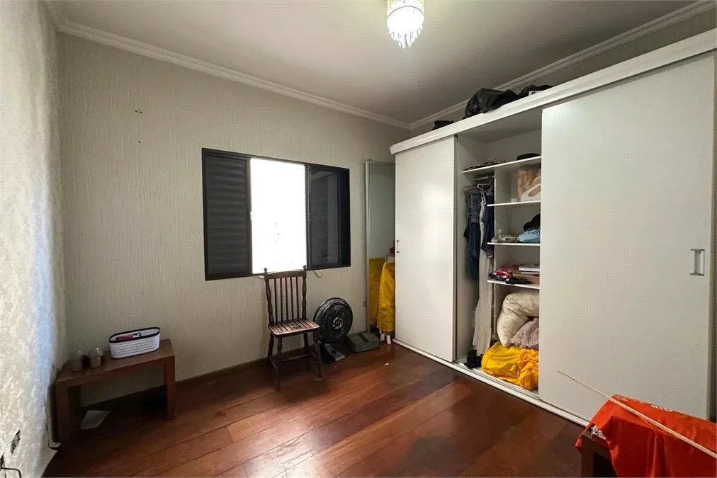 Sobrado à venda com 4 quartos, sendo 2 suítes,  em Vila Ipojuca, São Paulo, SP