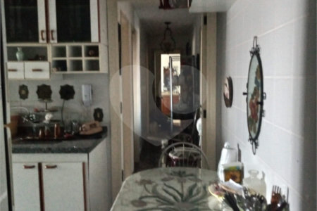 Apartamento à venda com 3 suítes em Vila Suzana, São Paulo, SP