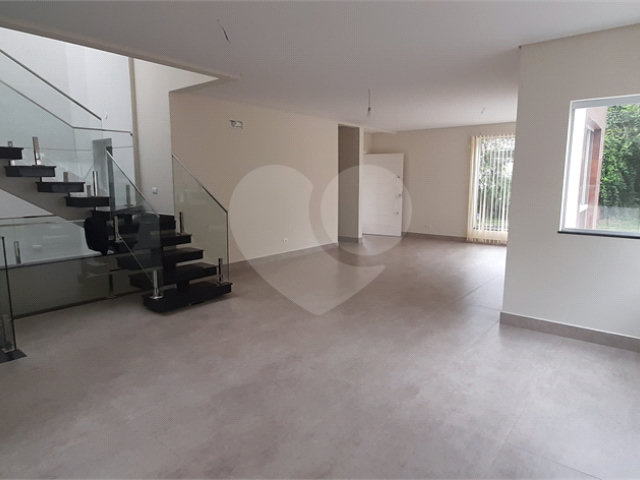 Casa à venda com 3 suítes em Tucuruvi, São Paulo, SP
