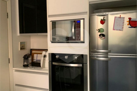 Apartamento à venda com 4 quartos, sendo 2 suítes, em Real Parque, São Paulo, SP