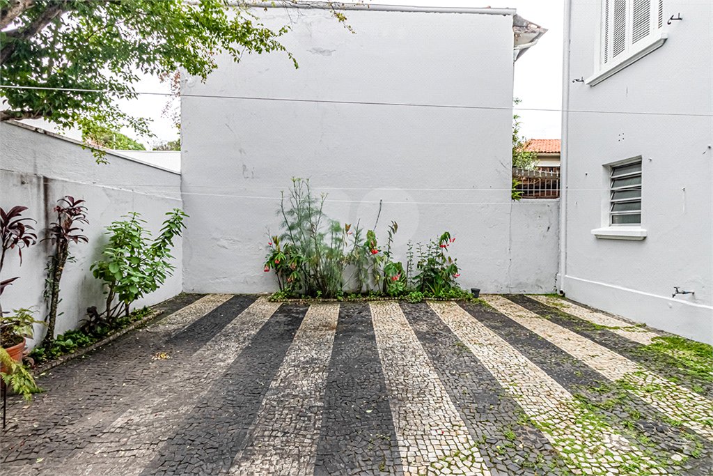Casa à venda com 3 quartos, sendo 1 suíte, em Jardim Paulista, São Paulo, SP