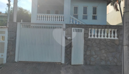 Casa Térrea à venda com 3 quartos, sendo 1 suíte,  em Jardim Itamaracá, Indaiatuba, SP