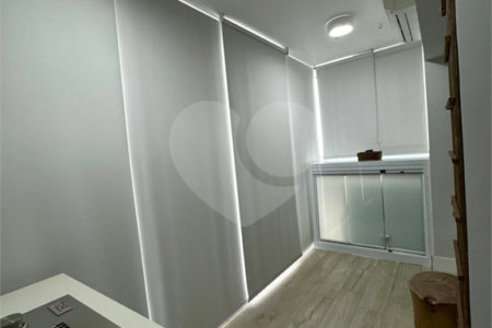 Apartamento à venda com 2 quartos, sendo 1 suíte,  em Jardim Vazani, São Paulo, SP