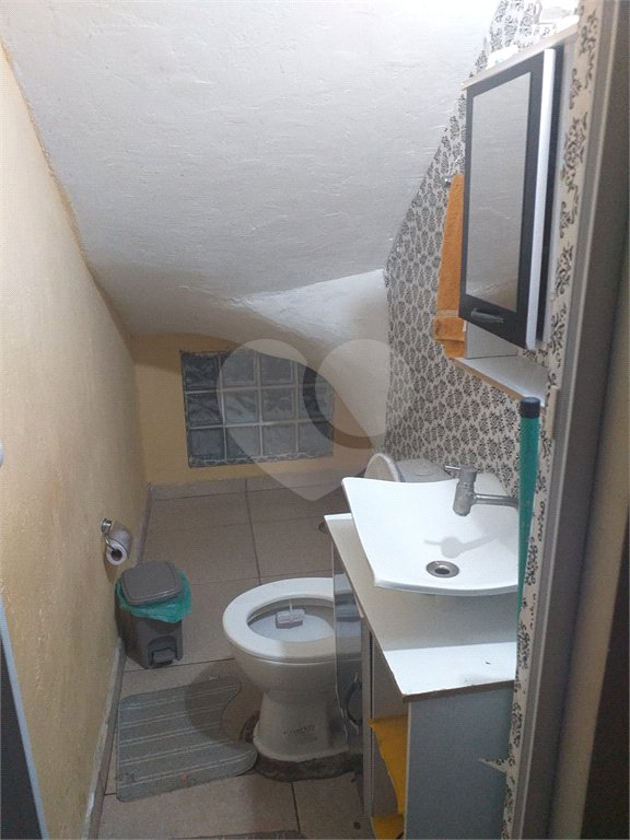 Sobrado à venda com 4 quartos, sendo 1 suíte, em Jardim Flor da Montanha, Guarulhos, SP