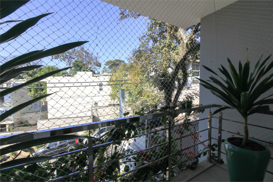 Sobrado à venda com 4 suítes em Jardim Floresta, São Paulo, SP