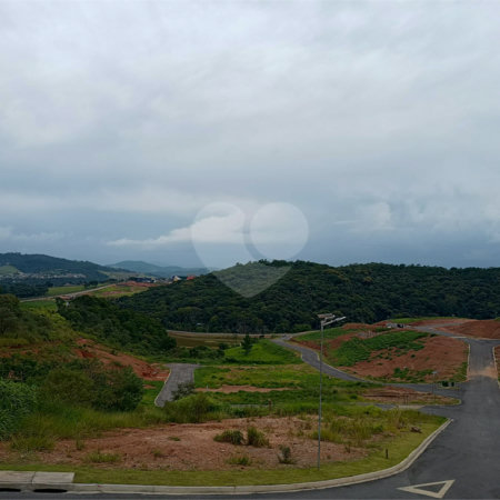 Terreno à venda no condomínio Portal Lamis, Bom Jesus dos Perdões - SP