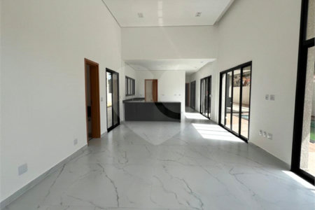 Casa à venda com 3 suítes no condomínio Spazio Design, Bragança Paulista - SP
