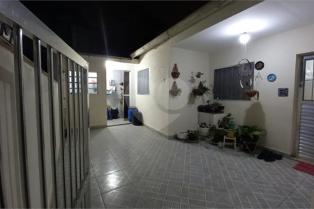 Casa à venda com 3 quartos em Jardim São Jorge, São Paulo, SP