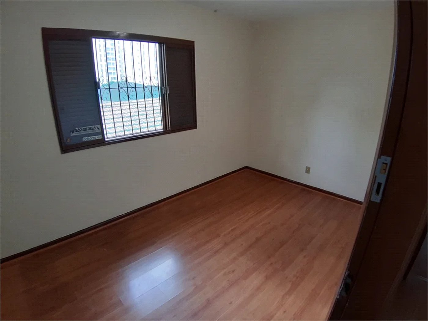 Casa à venda com 3 quartos, sendo 1 suíte,  em Vila Gomes, São Paulo, SP