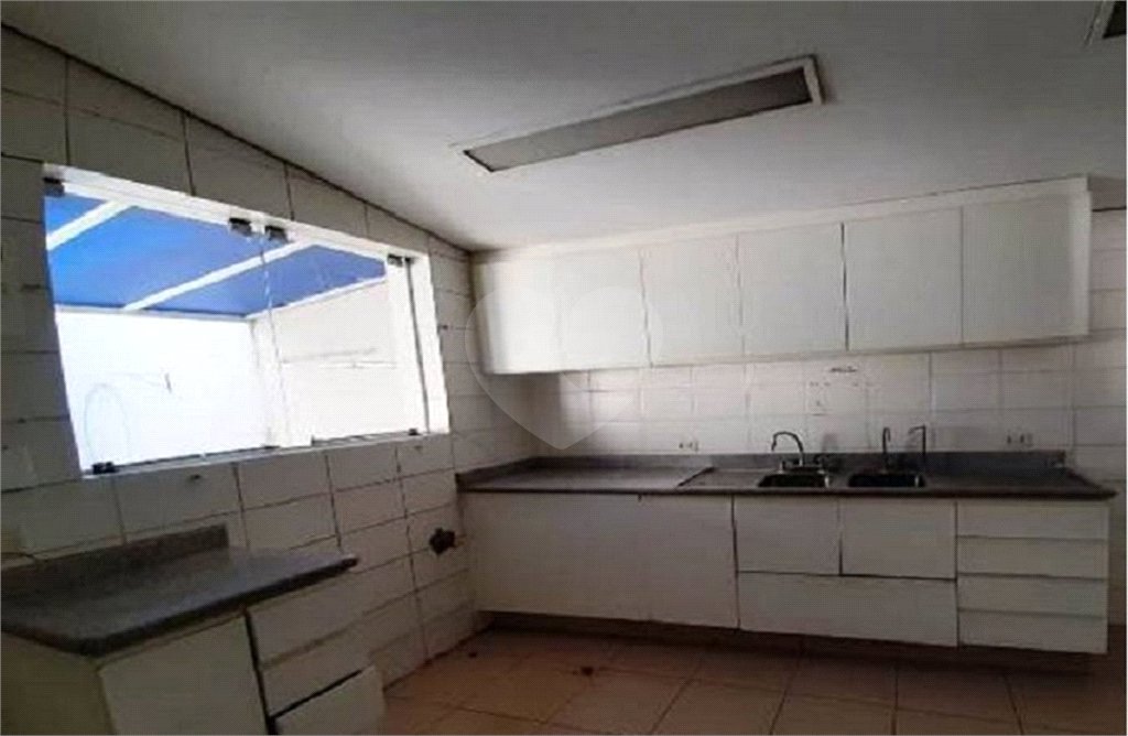 Sobrado à venda com 4 quartos em Vila Mariana, São Paulo, SP