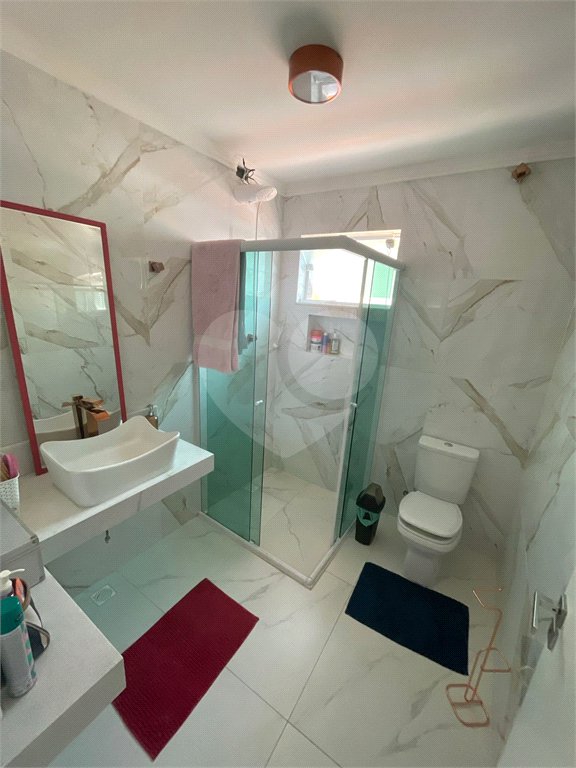 Sobrado à venda com 4 quartos, sendo 1 suíte, em Vila Guilherme, São Paulo, SP