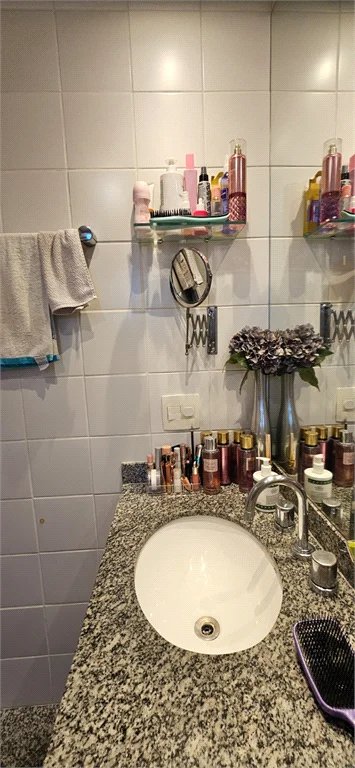 Apartamento à venda com 3 quartos, sendo 2 suítes, em Pinheiros, São Paulo, SP