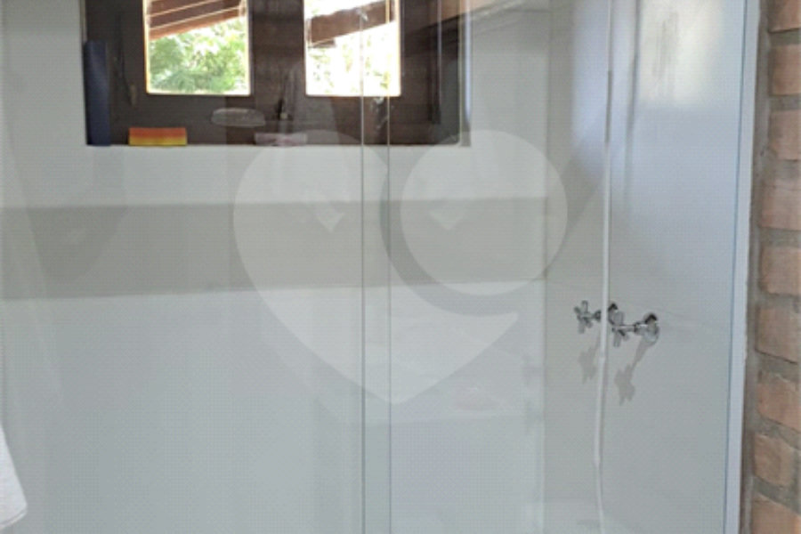 Casa à venda com 3 quartos, sendo 1 suíte, no condomínio Alpes da Cantareira, Mairiporã - SP