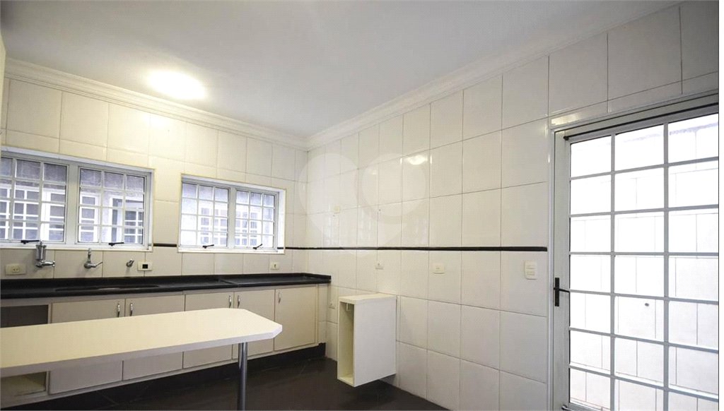 Casa à venda com 4 quartos, sendo 3 suítes, em Super Quadra Morumbi, São Paulo, SP