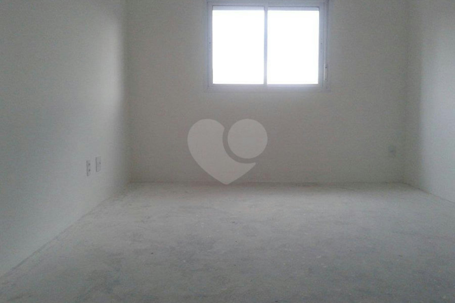 Apartamento à venda com 4 quartos, sendo 1 suíte, em Horto, São Paulo, SP