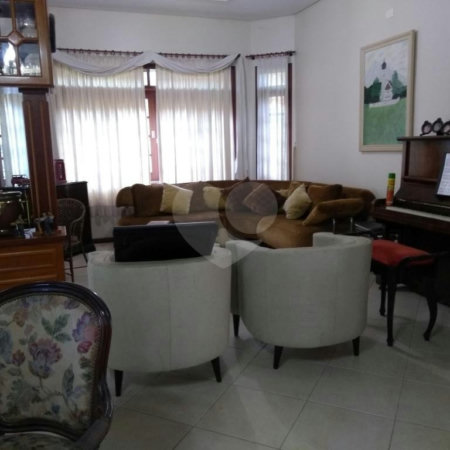 Casa à venda com 6 suítes no condomínio Lago Azul Residencial e Golfe, Araçoiaba da Serra - SP