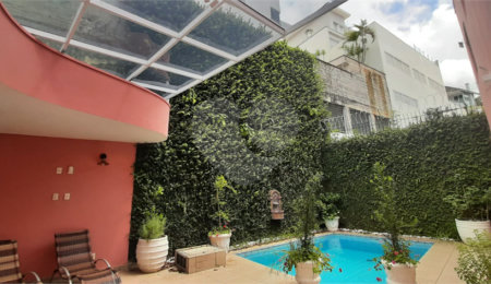 Sobrado à venda ou para alugar com 4 quartos, sendo 3 suítes, em Jardim Franca, São Paulo, SP