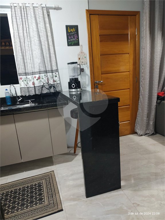 Sobrado à venda com 2 suítes em Vila Nivi, São Paulo, SP