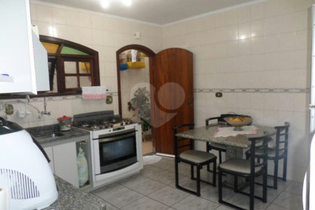 Sobrado à venda com 3 quartos, sendo 2 suítes, em Parada Inglesa, São Paulo, SP