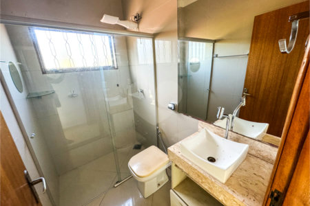 Casa à venda com 3 quartos, sendo 1 suíte, em Jardim Paranapunga, Três Lagoas, MS