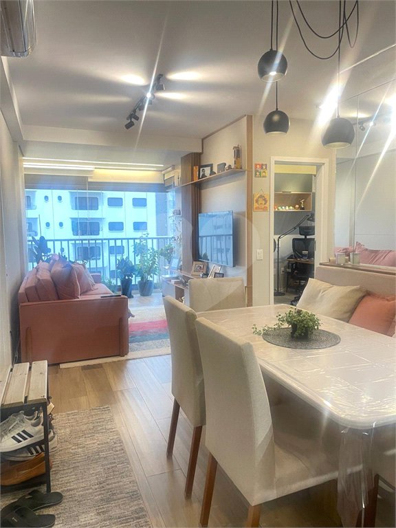 Apartamento à venda com 3 quartos, sendo 1 suíte, em Indianópolis, São Paulo, SP