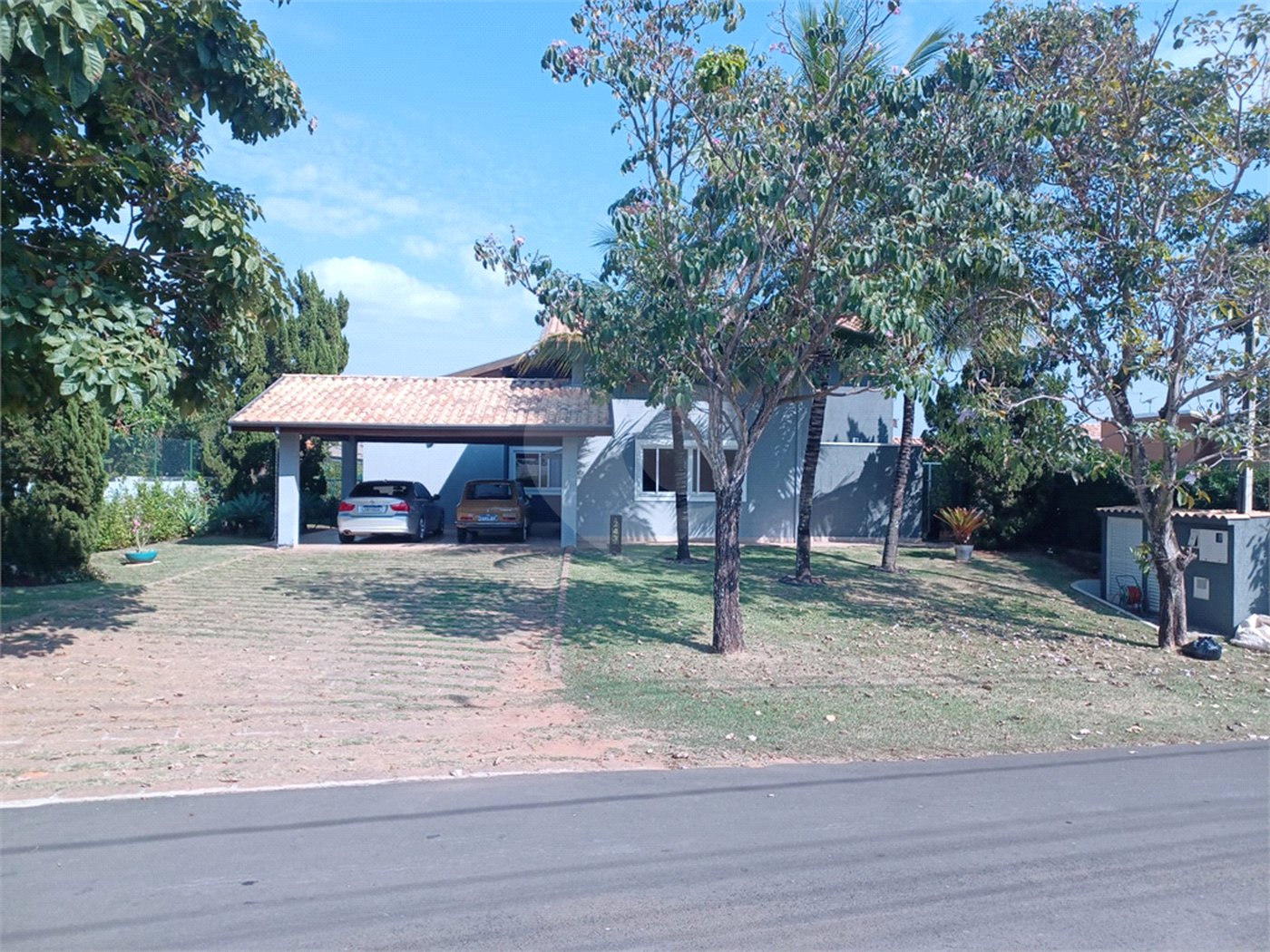 Casa à venda com 2 quartos, sendo 1 suíte, no condomínio Terras de Mont Serrat, Salto - SP