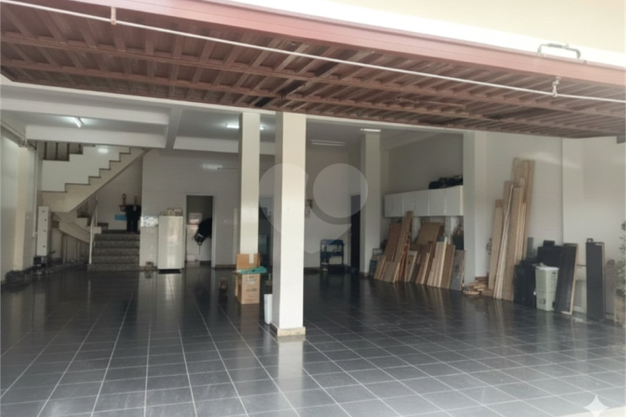 Sobrado à venda ou para alugar com 4 suítes em Vila Albertina, São Paulo, SP
