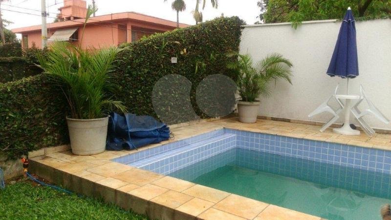 Sobrado à venda com 5 quartos, sendo 2 suítes,  em Instituto de Previdência, São Paulo, SP