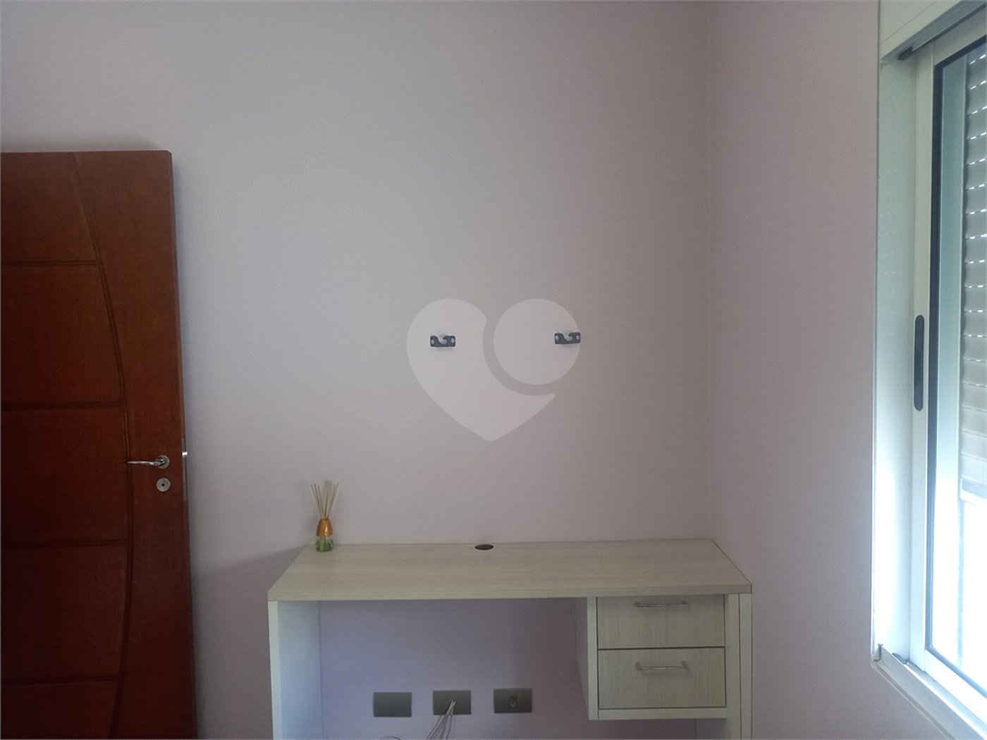 Sobrado à venda com 3 quartos, sendo 1 suíte,  em Tremembé, São Paulo, SP