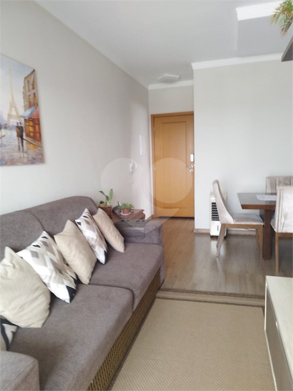 Apartamento à venda com 3 quartos, sendo 1 suíte, em Jardim Nova Era, Salto, SP