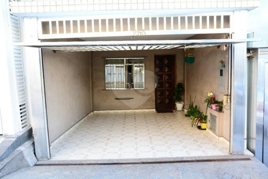 Sobrado à venda com 3 quartos em Vila Guilherme, São Paulo, SP