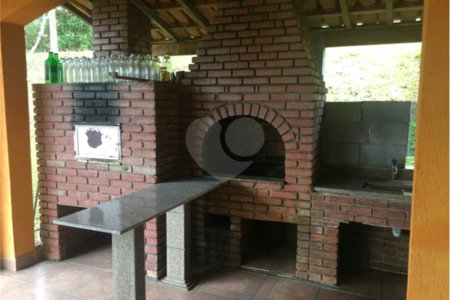 Sítio à venda com 5 quartos, sendo 4 suítes,  em Cocuera, Mogi das Cruzes, SP
