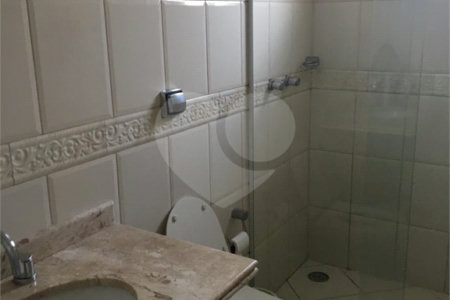 Sobrado à venda com 4 quartos, sendo 1 suíte, em Jardim Virginia Bianca, São Paulo, SP