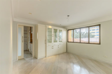 Apartamento à venda com 4 suítes em Moema, São Paulo, SP