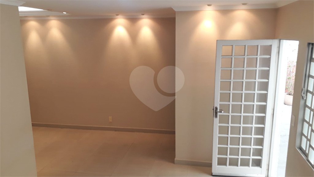Casa em condomínio à venda com 3 quartos, sendo 1 suíte,  em Vila Natal, Mogi das Cruzes, SP