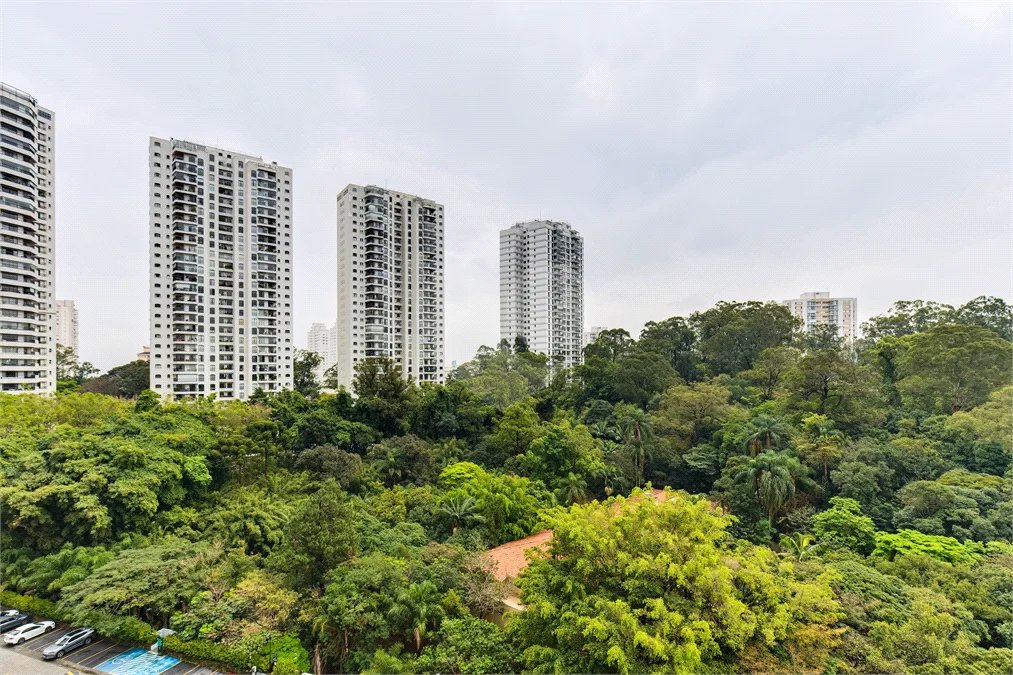 Apartamento à venda ou para alugar com 4 suítes em Alto da Boa Vista, São Paulo, SP