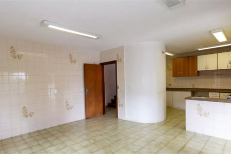 Casa à venda com 4 quartos, sendo 1 suíte,  em Vila Tiradentes, São Paulo, SP