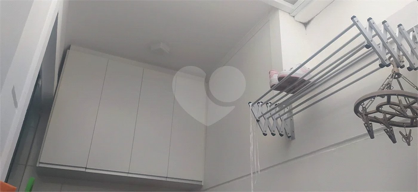 Casa à venda com 2 suítes no condomínio Residencial Veneza, São Paulo - SP